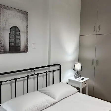 Adelais Cozy, Renovated Near Metro Appartamento